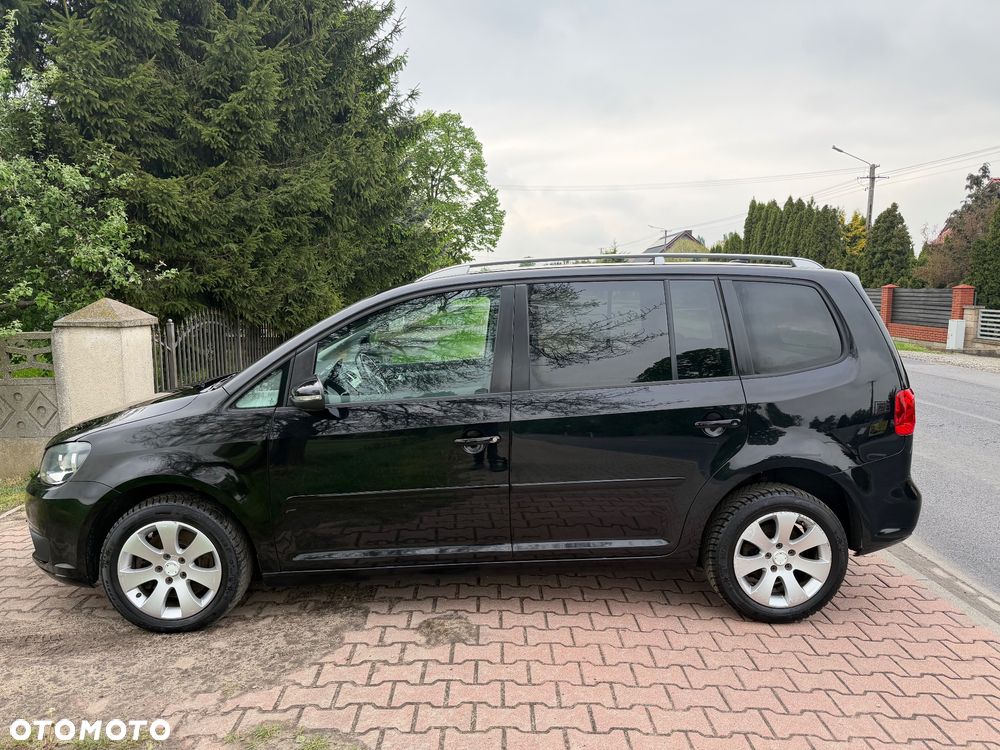 Volkswagen Touran 2.0 TDI DPF BlueMotion Technology STYLE - 7
