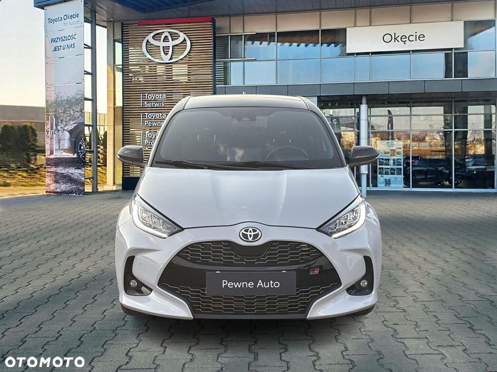 Toyota Yaris Hybrid 1.5 GR Sport - 8