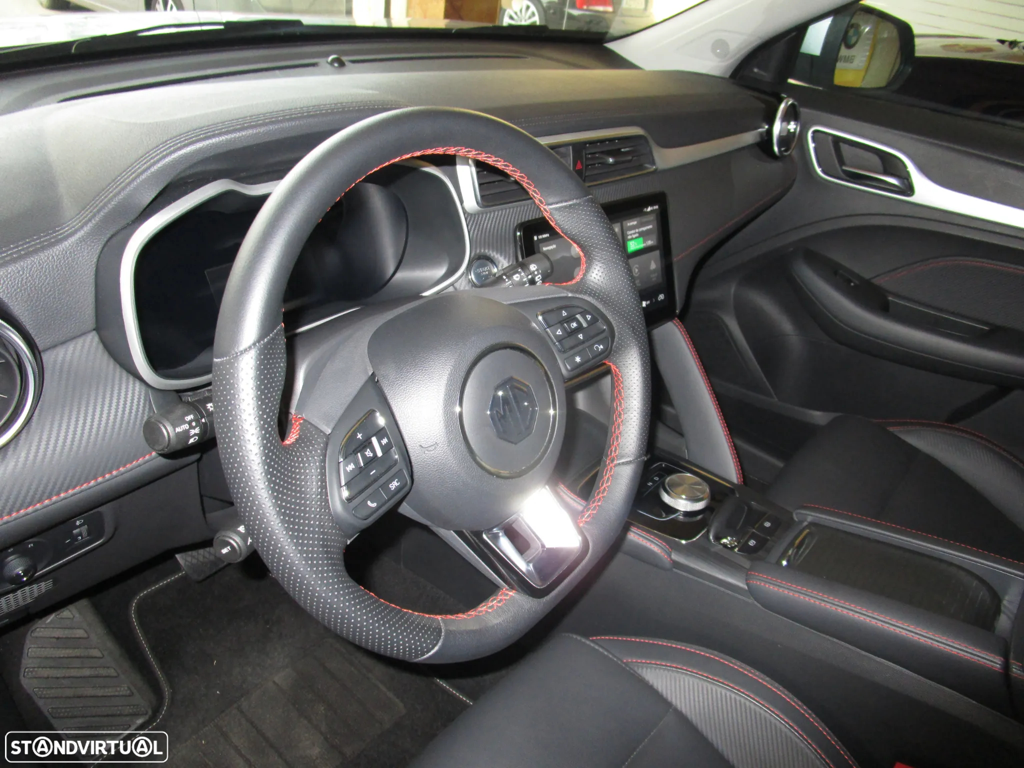 MG ZS EV 50.3 kWh Luxury - 15
