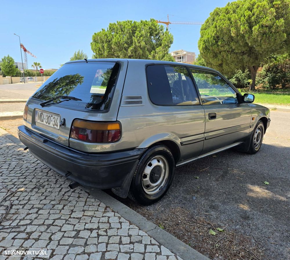 Toyota Corolla - 2