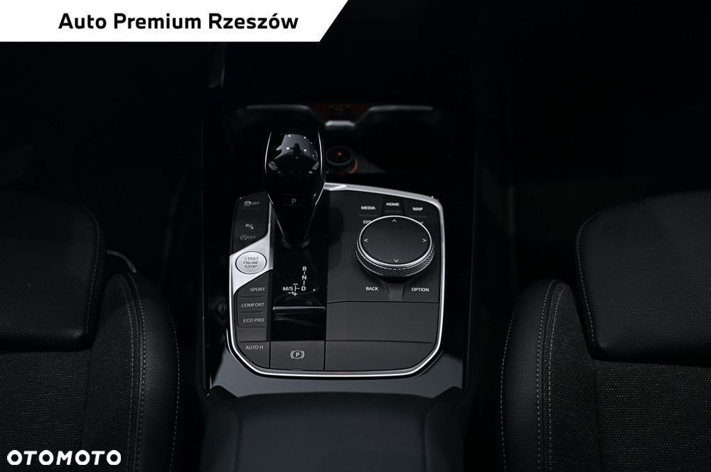 BMW Seria 2 218d Sport Line sport - 16