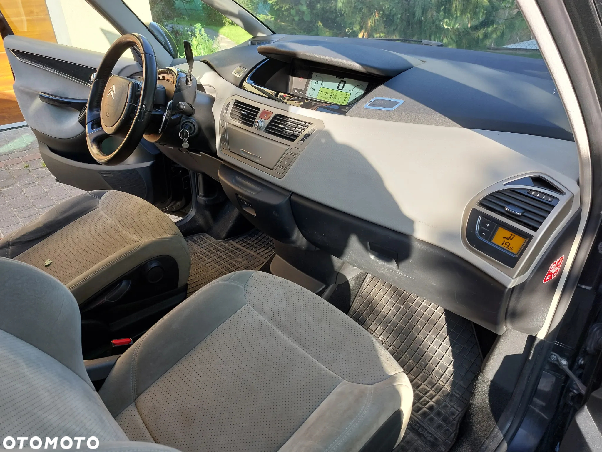 Citroën C4 Grand Picasso 2.0 HDi Exclusive - 13
