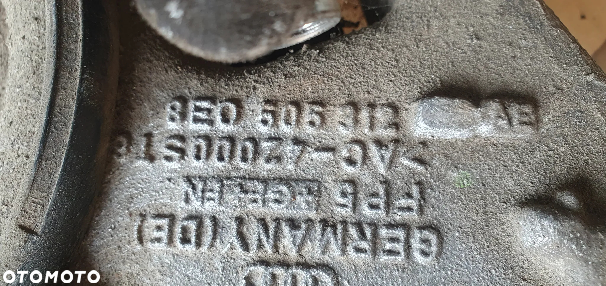 Wahacz lewy tył tylny Audi A4 B7 8E0505311AE - 6
