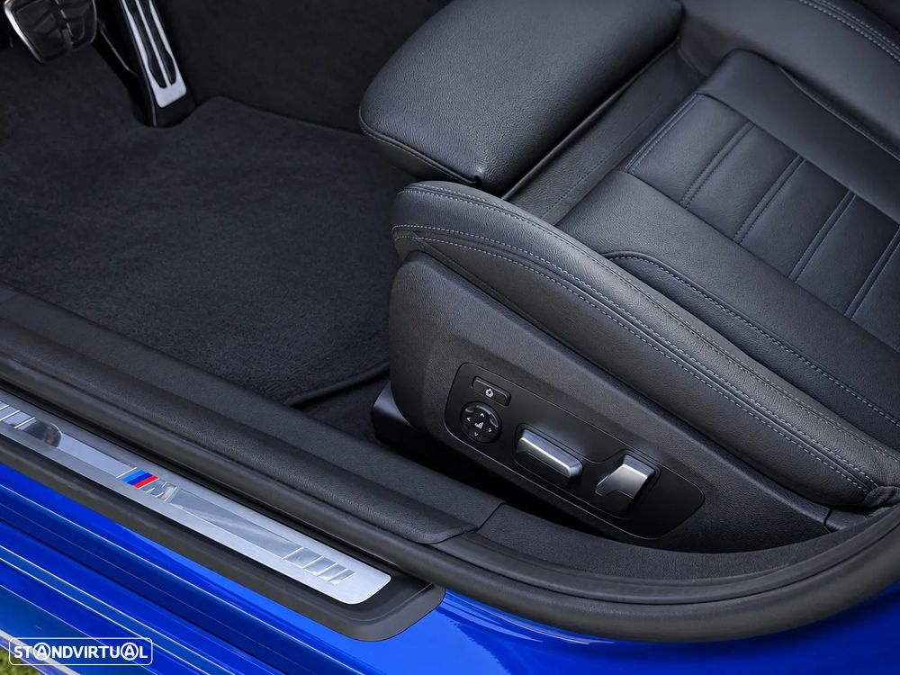 BMW 330 i Pack M Auto - 20