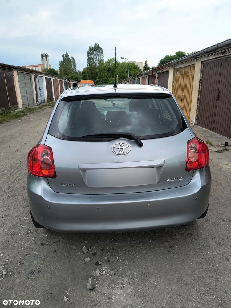 Toyota Auris - 3