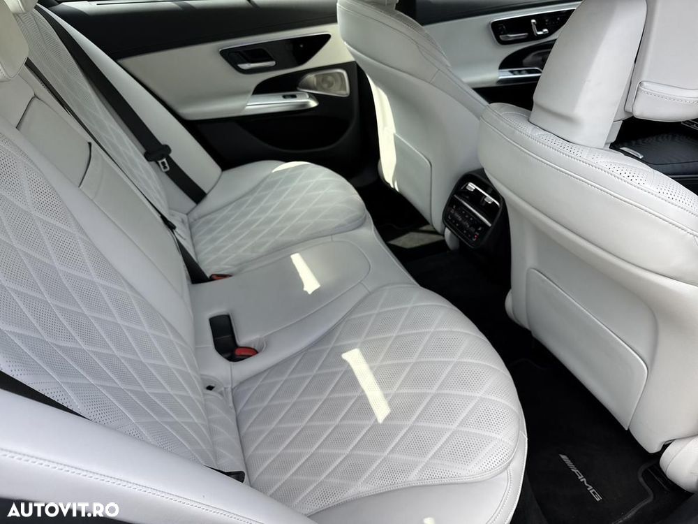 Mercedes-Benz E - 14