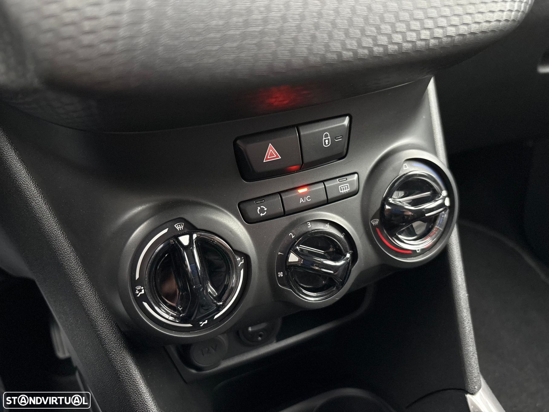 Peugeot 2008 1.2 PureTech Style - 35