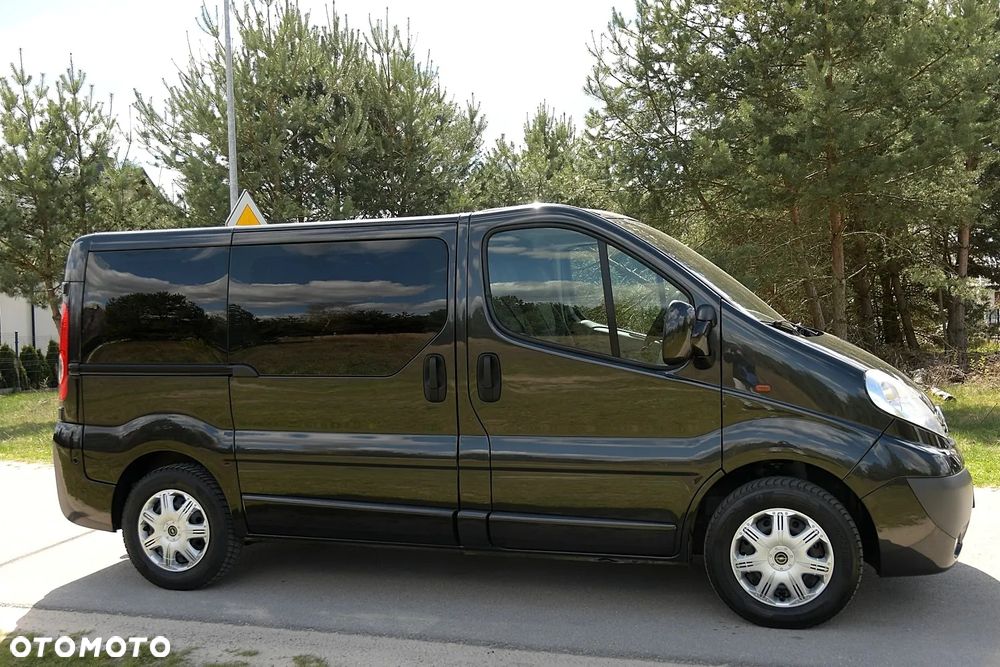 Opel Vivaro - 9