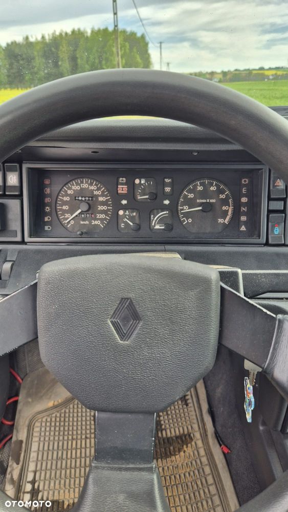 Renault 21 - 5