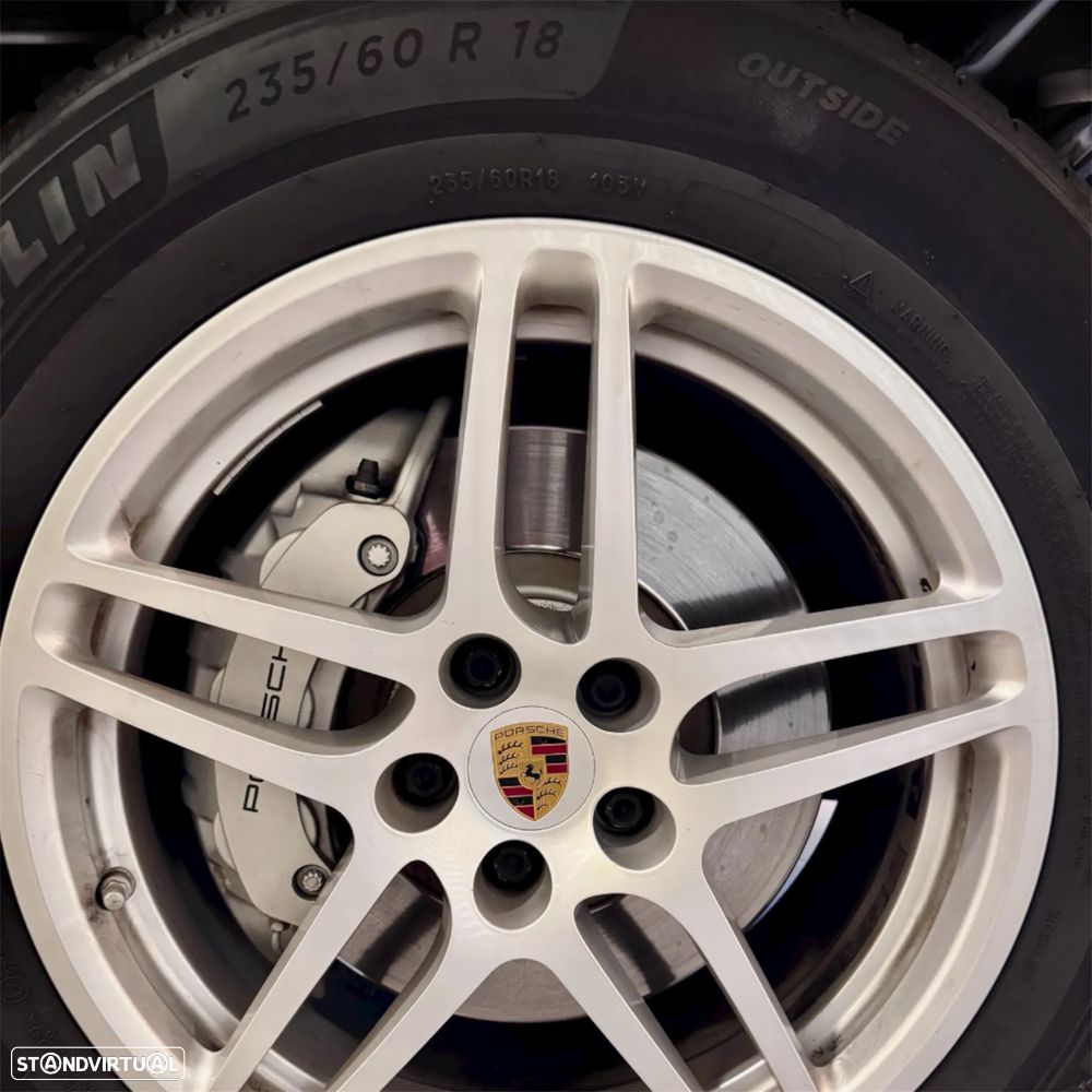 Porsche Macan S - 18