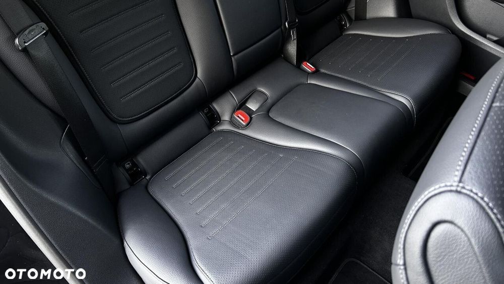Mercedes-Benz GLC 200 mHEV 4-Matic AMG Line - 32
