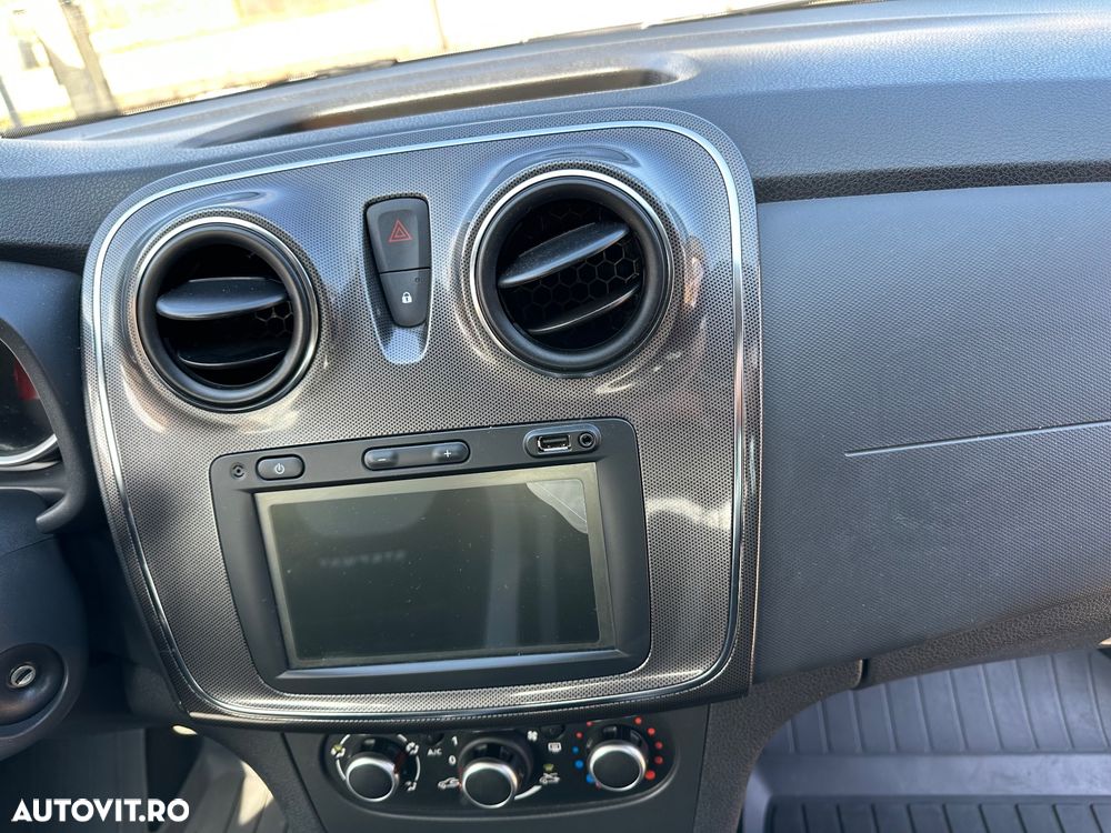 Dacia Logan Stepway 0.9 TCe - 17