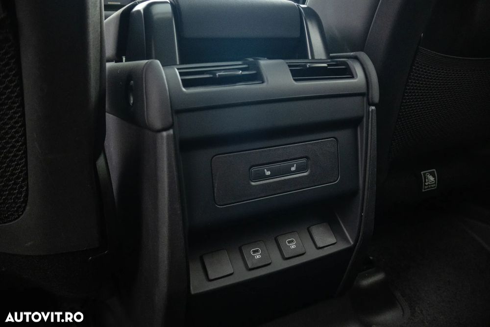 Land Rover Defender 110 3.0 D300 MHEV X-Dynamic SE - 30