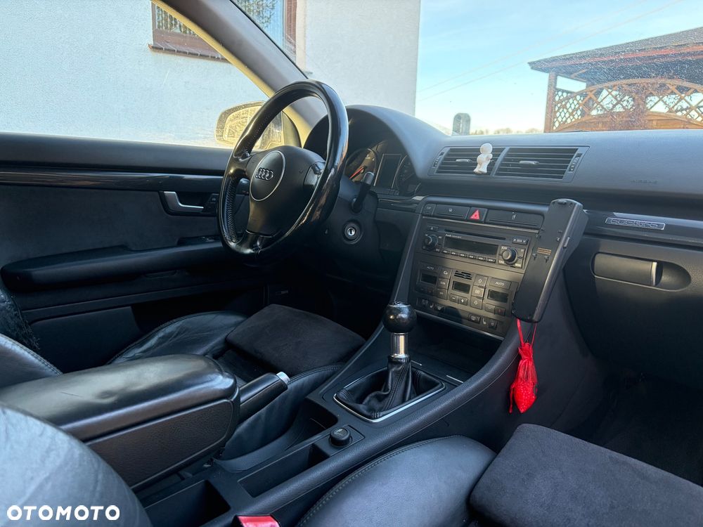 Audi A4 Avant 1.9 TDI Quattro - 15