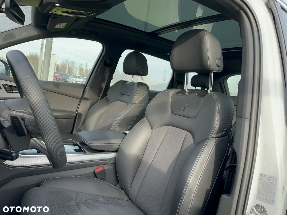 Audi Q7 60 TFSI e PHEV Quattro S Line Tiptr - 11