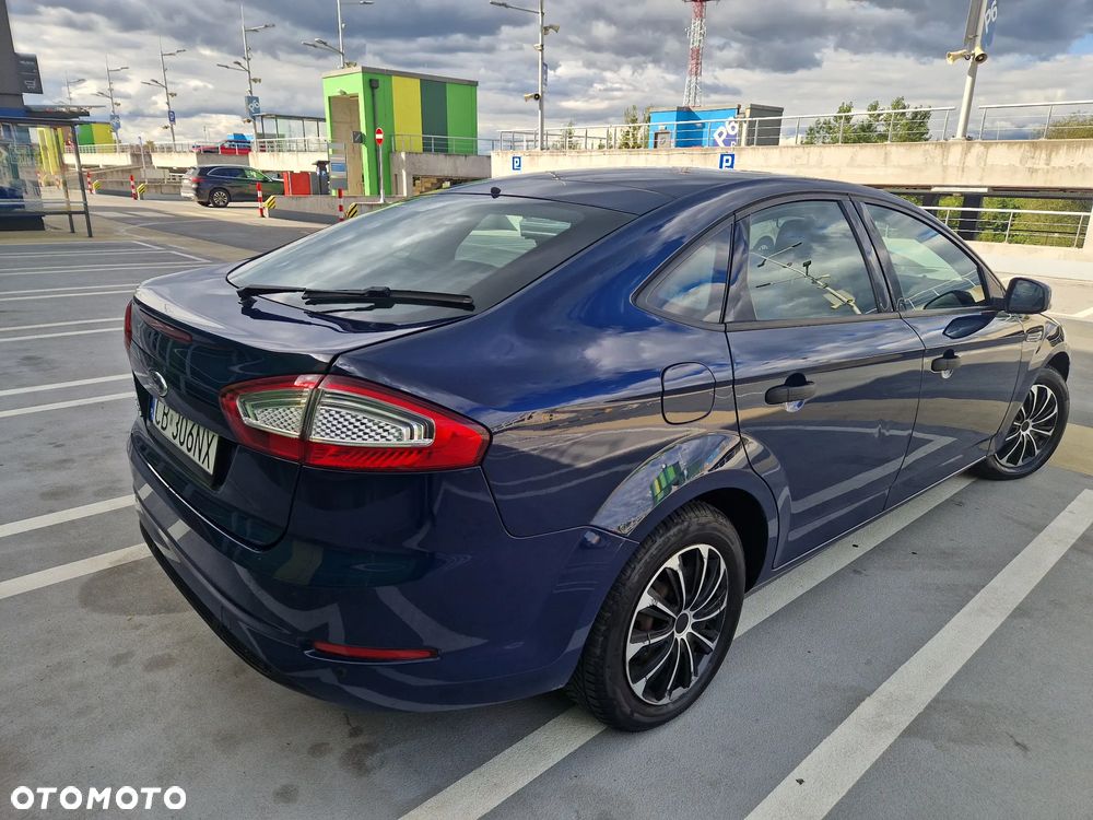 Ford Mondeo 2.0 TDCi Ambiente - 6