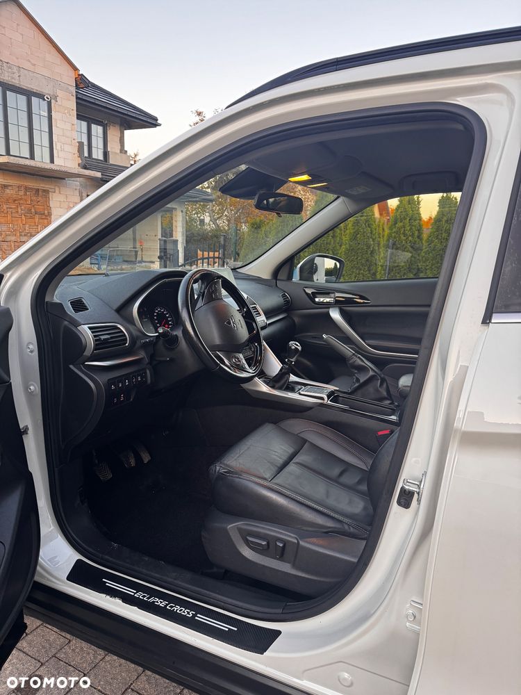 Mitsubishi Eclipse Cross 1.5 T Invite Plus - 13