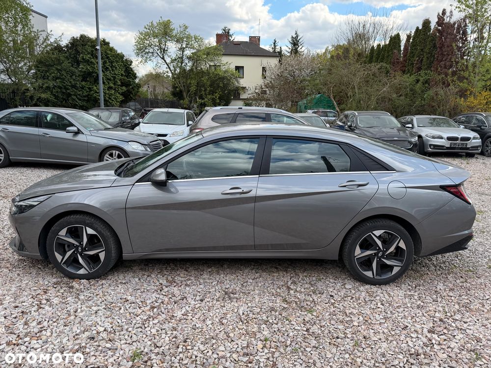 Hyundai Elantra 1.6 Smart - 4