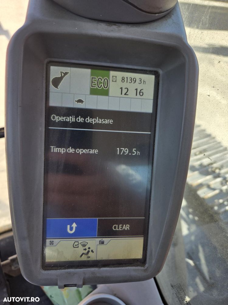 Hitachi ZX210-6, latime 2,5m, cupa NOUA 1,3mc, 22tone, Adanc sapare 7m, consum mediu 9l/h, 3 pompe Hitachi, produs in Japonia, lant 80% ok -200h deplasare, ridica 13t, inst picon, camera spate, posibilitate leasing, STARE FOARTE BUNA -PROMOTIE 79.900Eur+Tva - 14