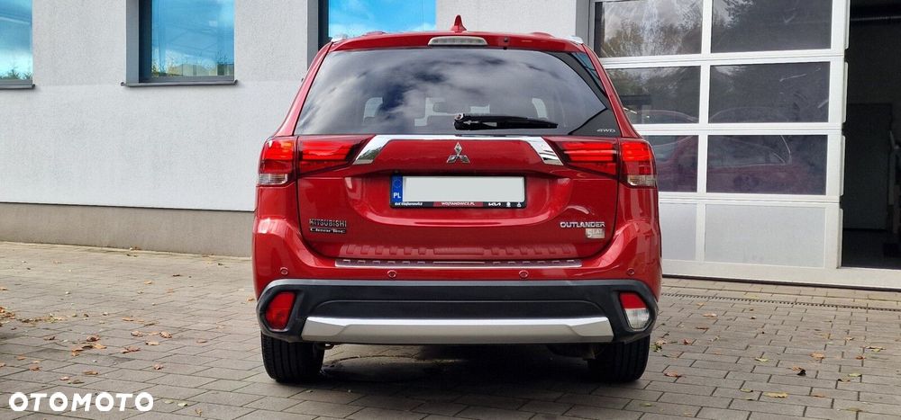 Mitsubishi Outlander 2.0 Instyle Navi 4WD CVT - 7