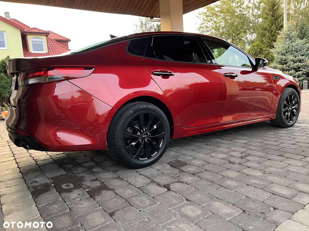 Kia Optima - 28