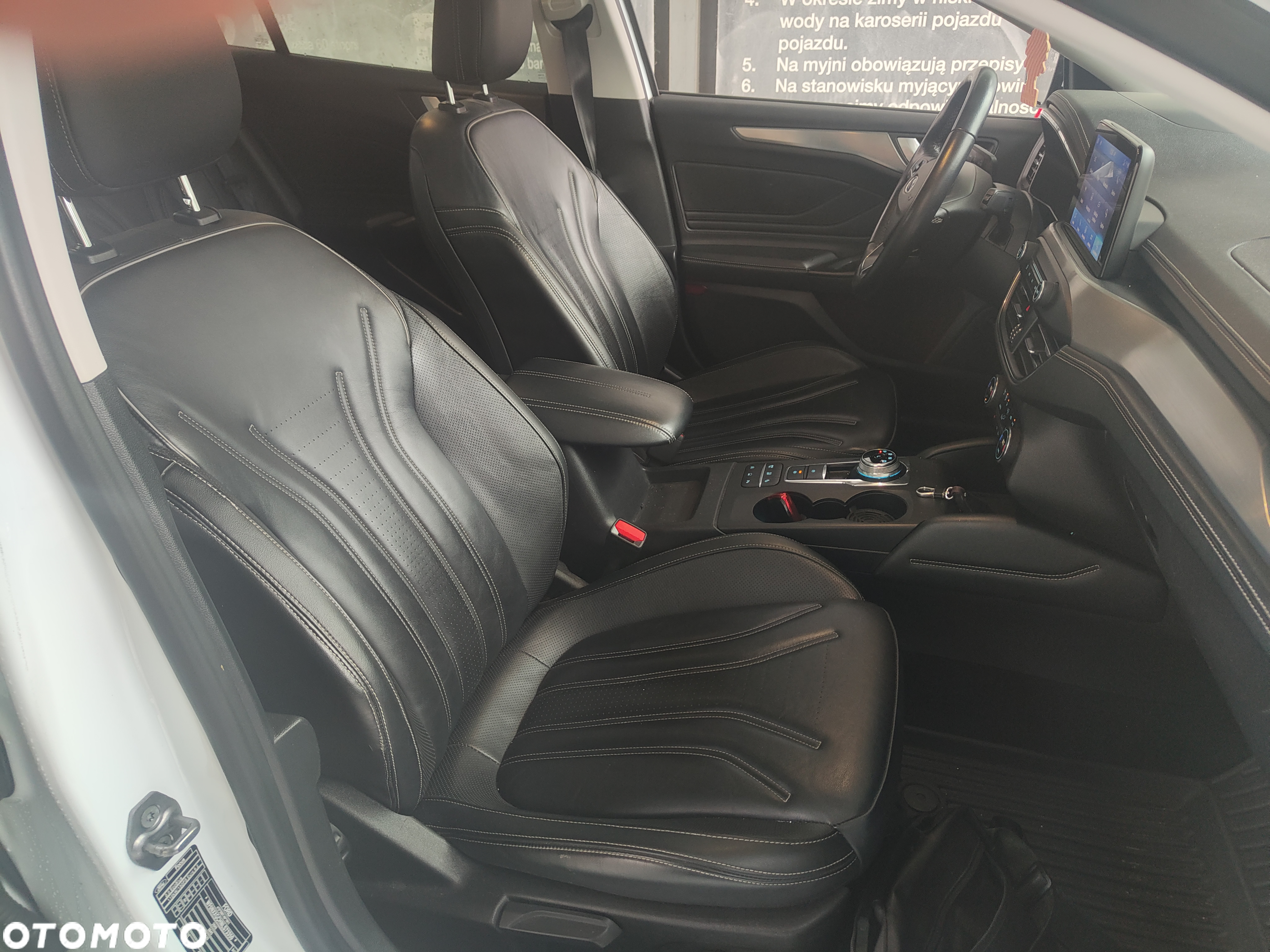Ford Focus 2.0 EcoBlue Active Business - 36