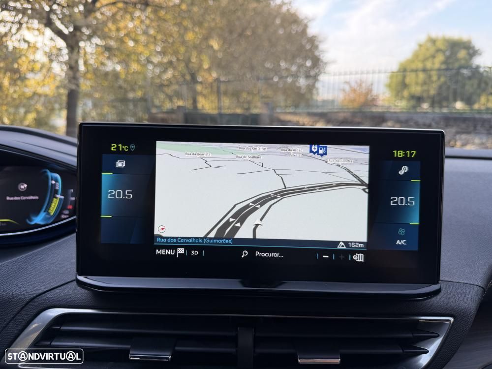 Peugeot 3008 1.6 Hybrid GT Pack e-EAT8 - 33