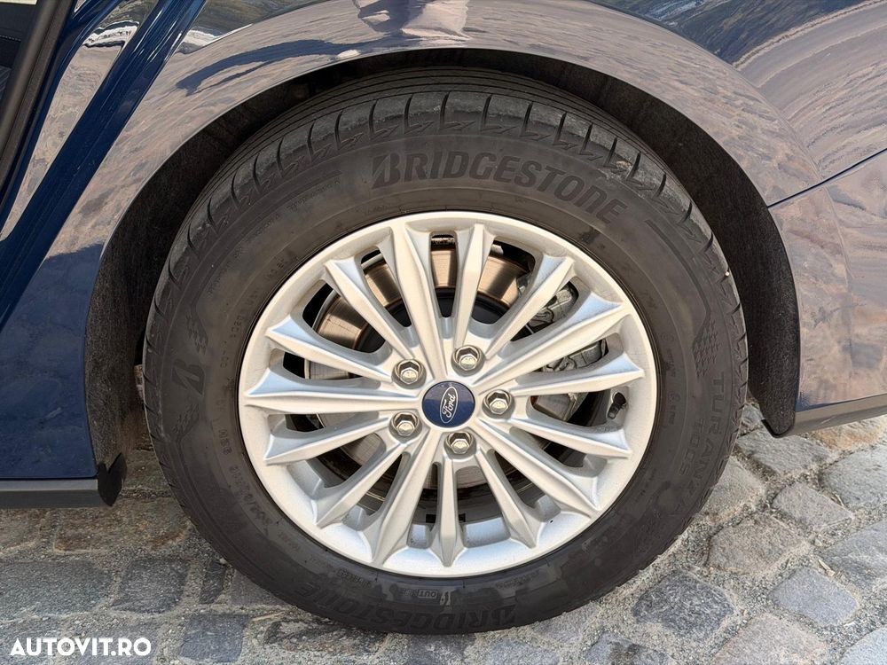 Ford Focus 2.0 EcoBlue Titanium - 38