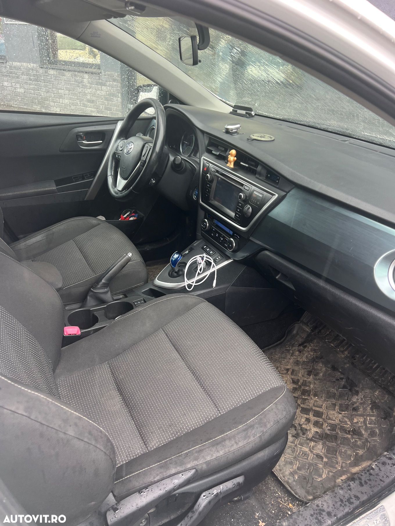 Toyota Auris - 1