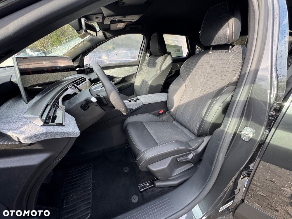 Peugeot 3008 1.2 PureTech mHEV Allure Pack S&S e-DCS6 - 11