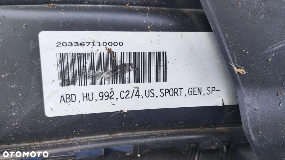 ZDERZAK TYŁ TYLNY CZARNY NA CZĘŚCI KOŃCÓWKA WYDECHU TŁUMIKA BLENDA EMBLEMAT NAPIS ODBLASK CZUJNIK COFANIA PDC ZAŚLEPKA HAKA SPOILER DYFUZOR PORSCHE 911 992 CARRERA S - 21