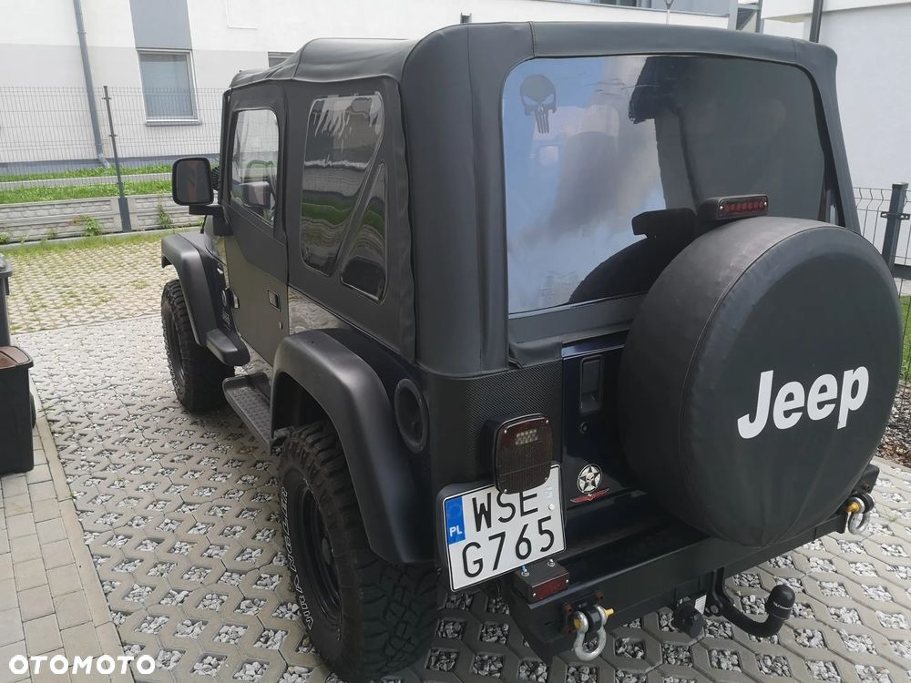 Jeep Wrangler 4.0 Sport - 4