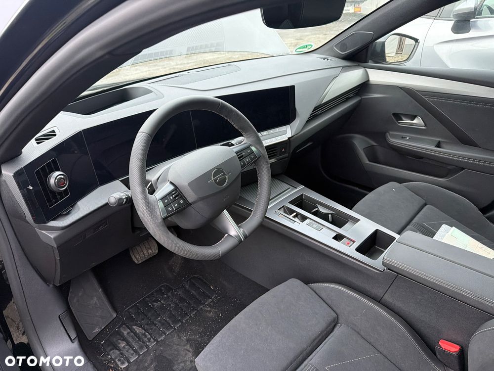 Opel Astra - 32