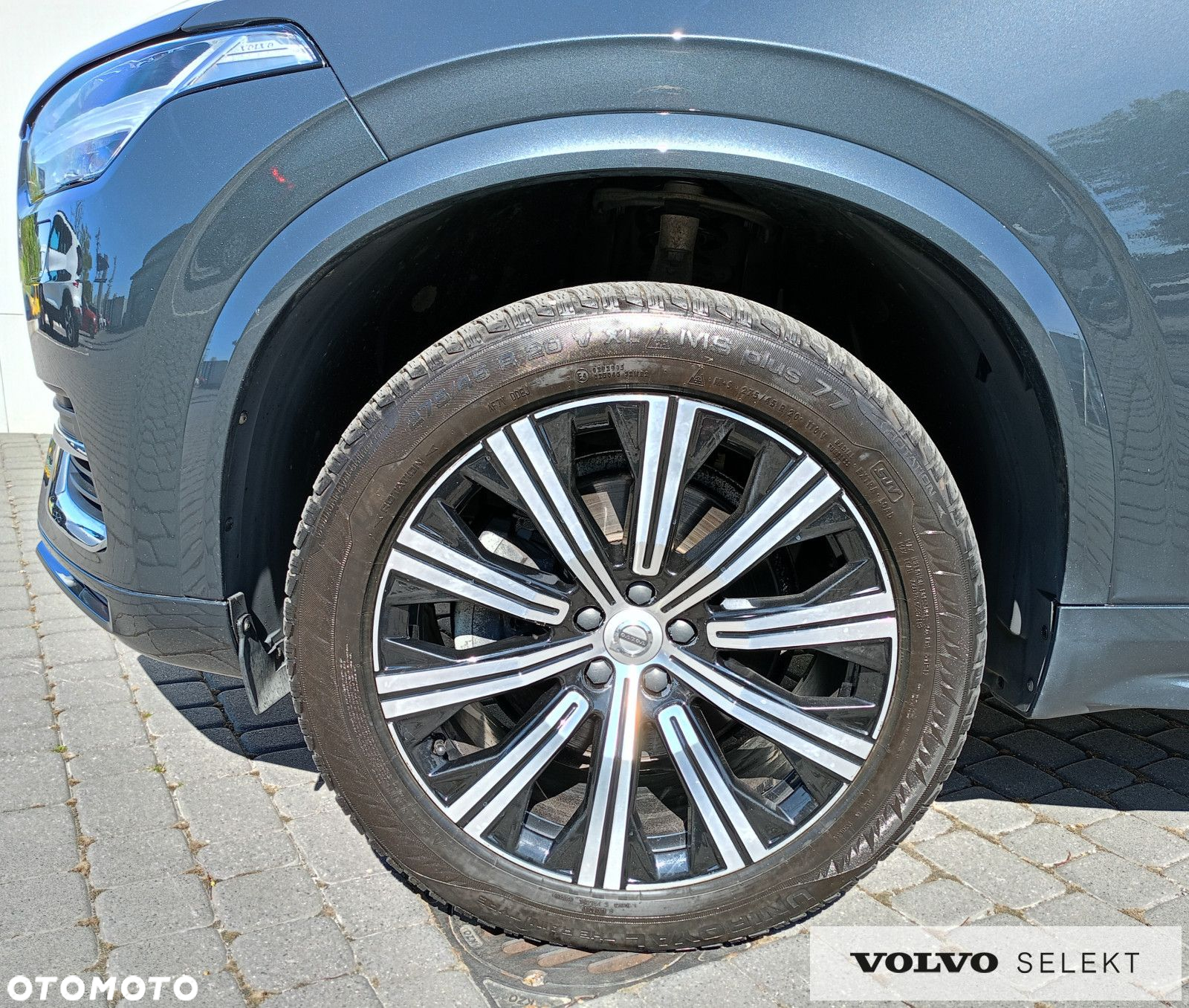 Volvo XC 90 - 9