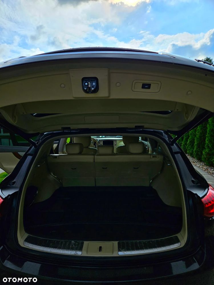 Infiniti FX FX30d S - 10