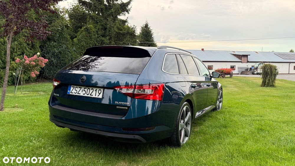 Skoda Superb 1.6 TDI Active Greenline - 4