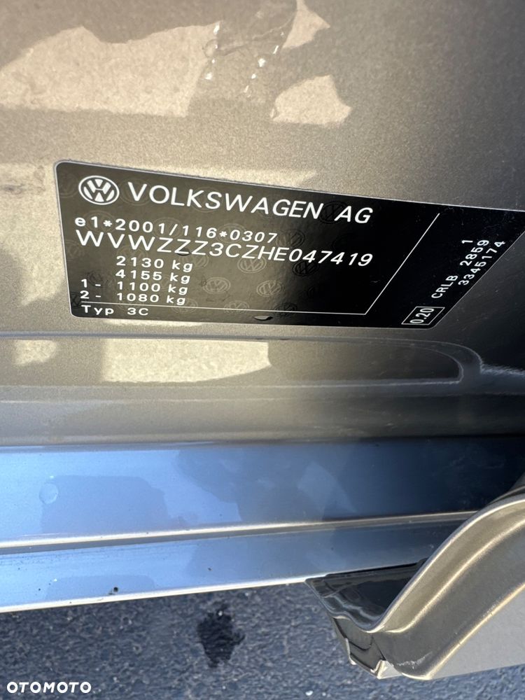 Volkswagen Passat 2.0 TDI SCR DSG Trendline - 10