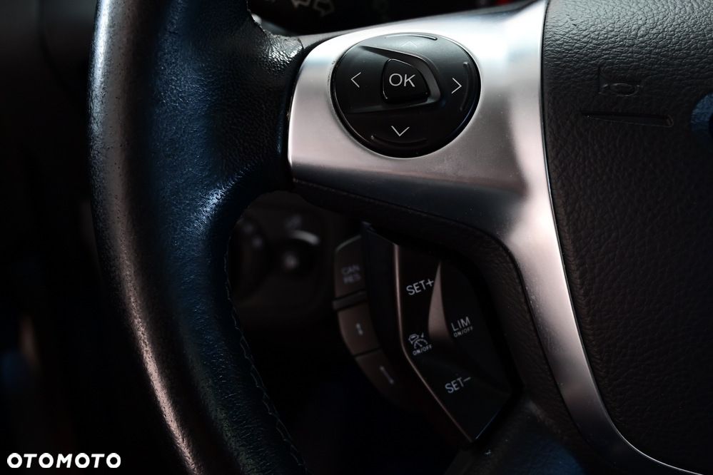 Ford Kuga 2.0 TDCi 4x4 Individual - 28