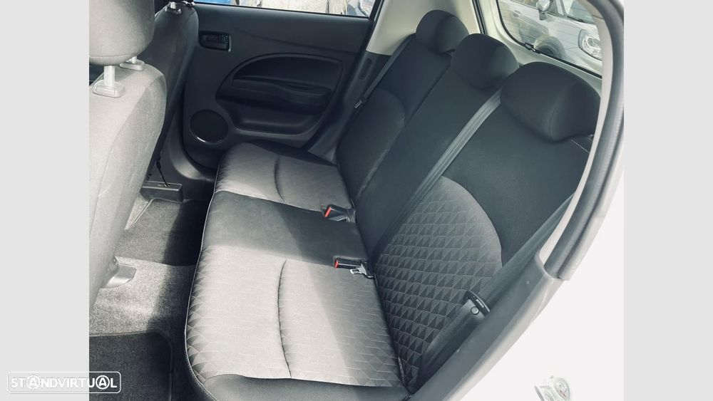 Mitsubishi Space Star 1.2 Intense - 16