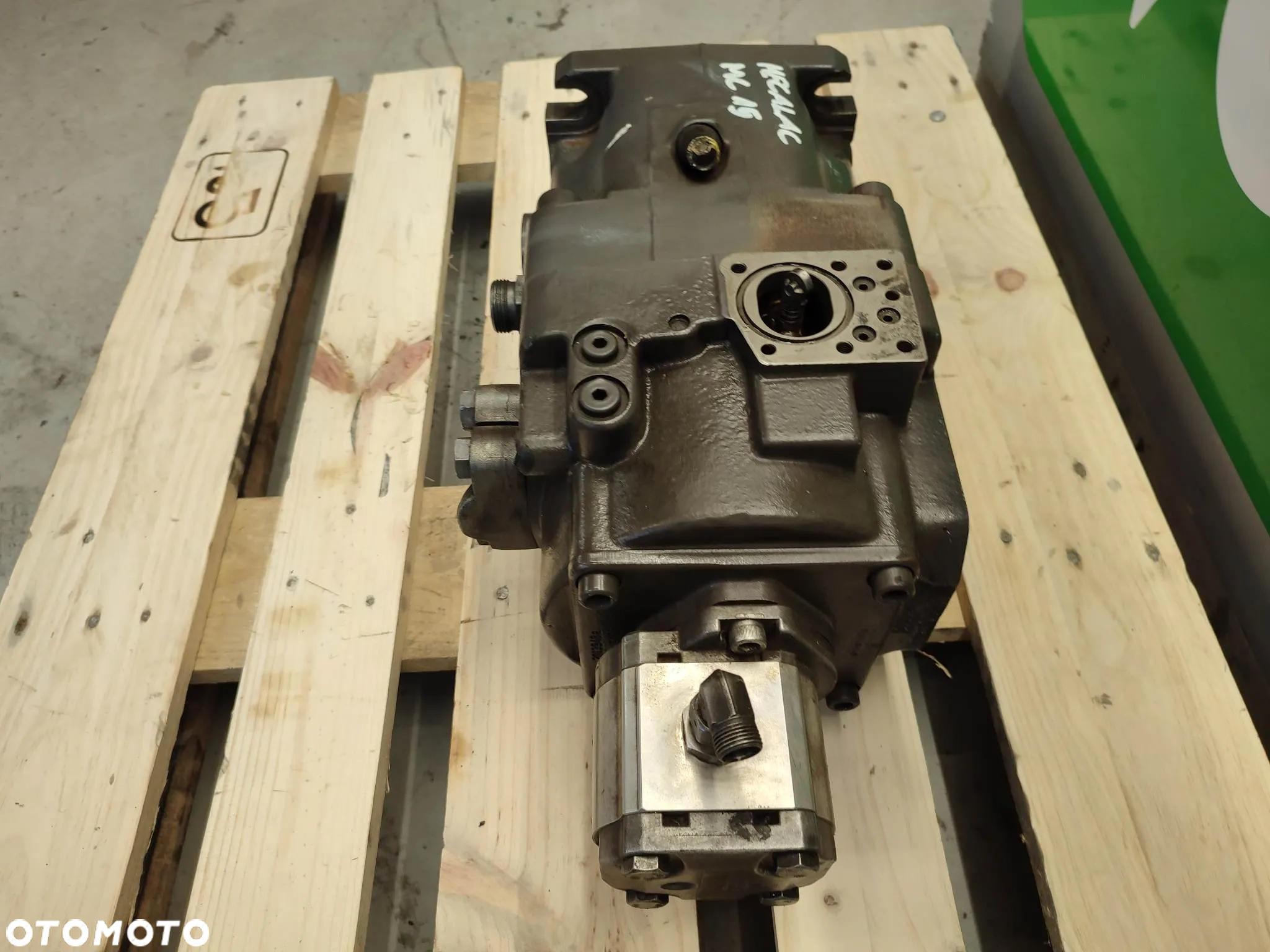 Pompa hydrauliczna Mecalac Mc 15 (A11VL0130LE1S1) - 6
