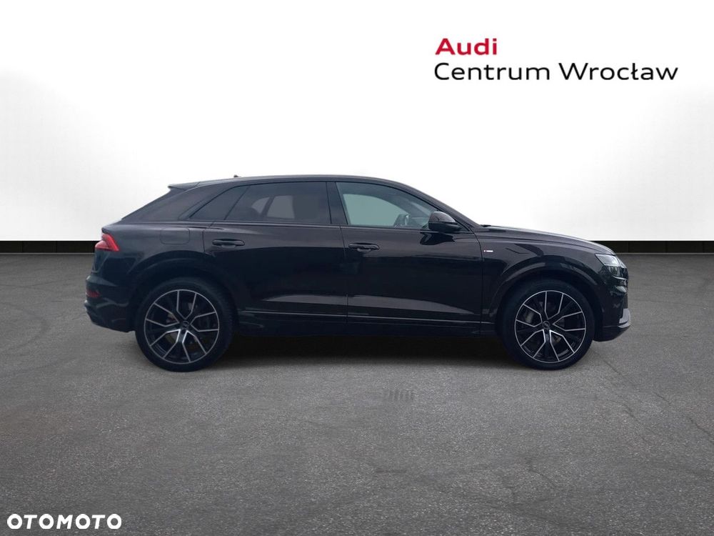 Audi Q8 - 6