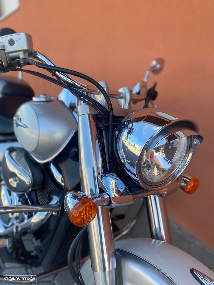 Suzuki Intruder VL 800 - 5