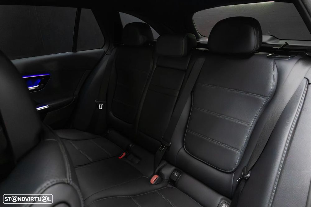 Mercedes-Benz C 300 d AMG Line - 36