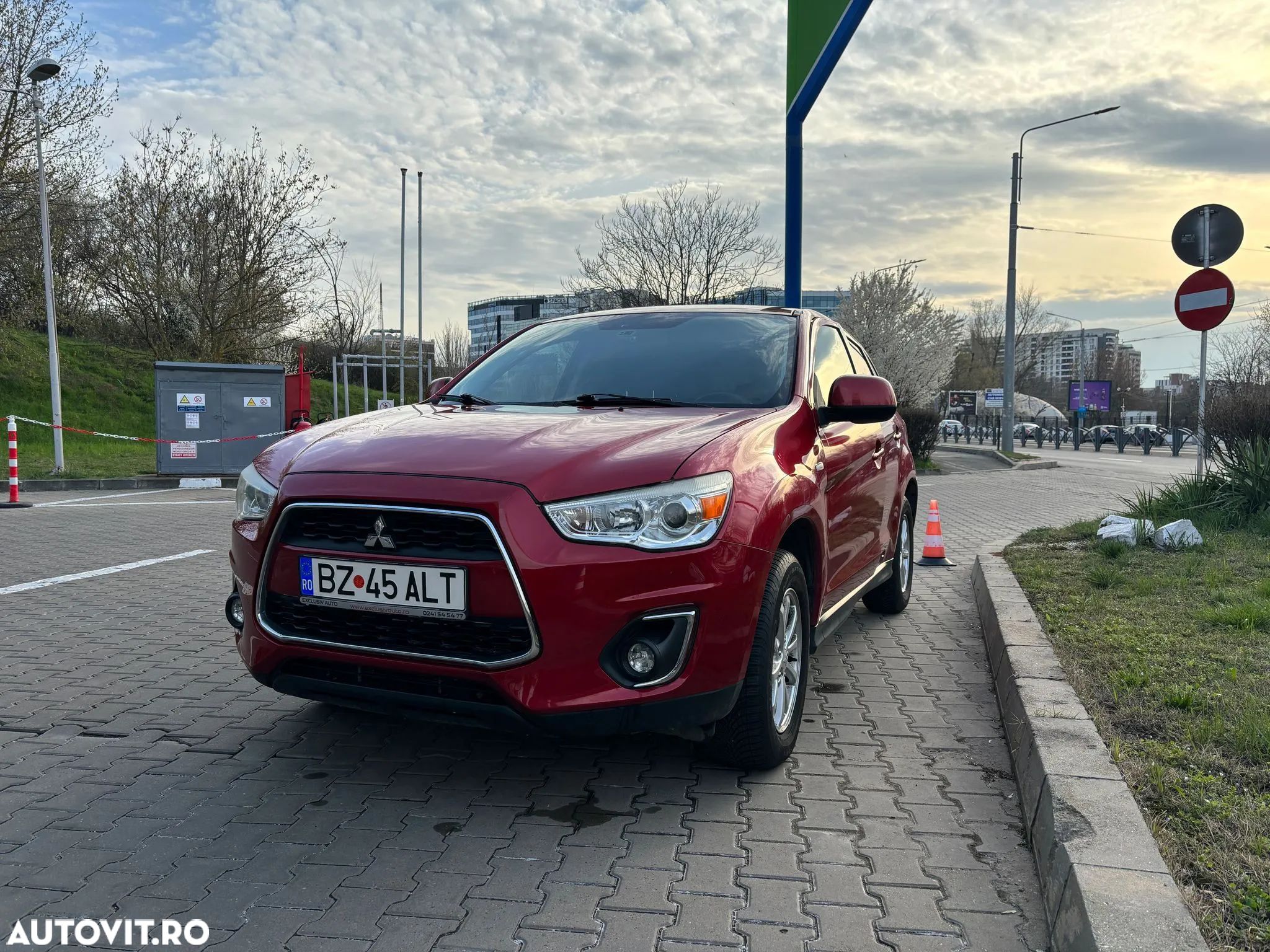 Mitsubishi ASX - 1