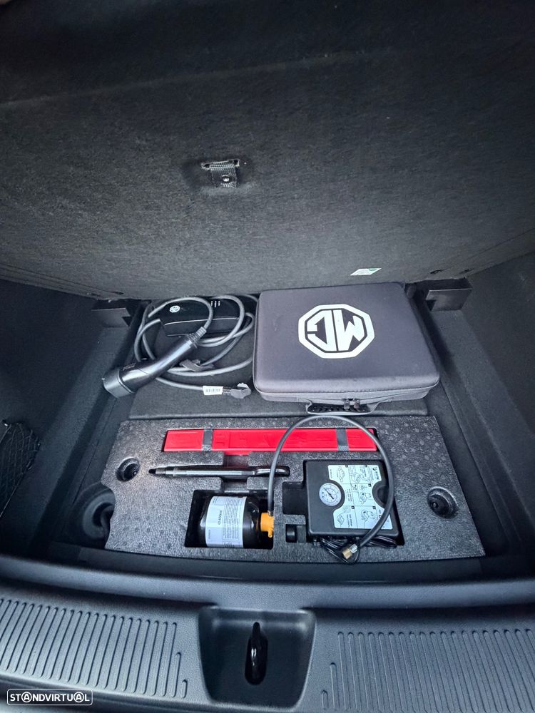 MG MG4 4 Luxury 64 kWh - 2