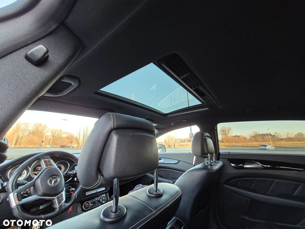 Mercedes-Benz CLS 350 CDI 4Matic 7G-TRONIC - 17