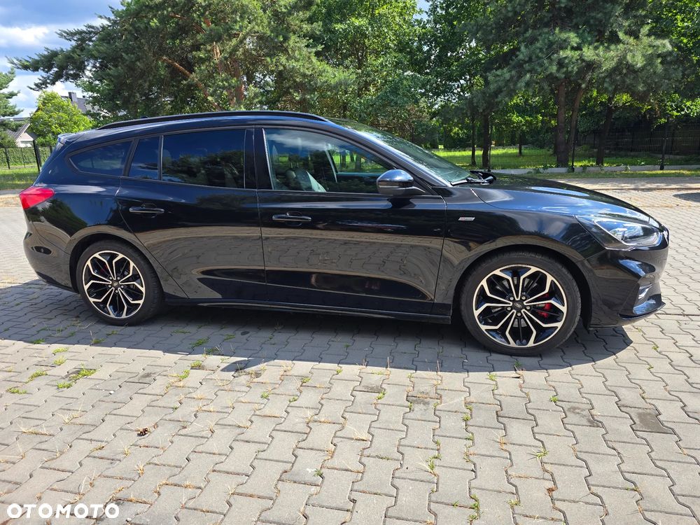 Ford Focus 1.5 EcoBoost ST-Line - 5