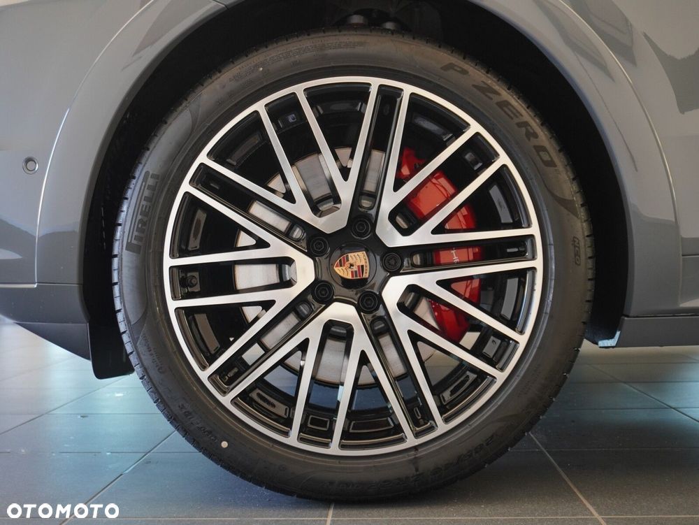Porsche Cayenne S E-Hybrid PHEV Black Edition - 12