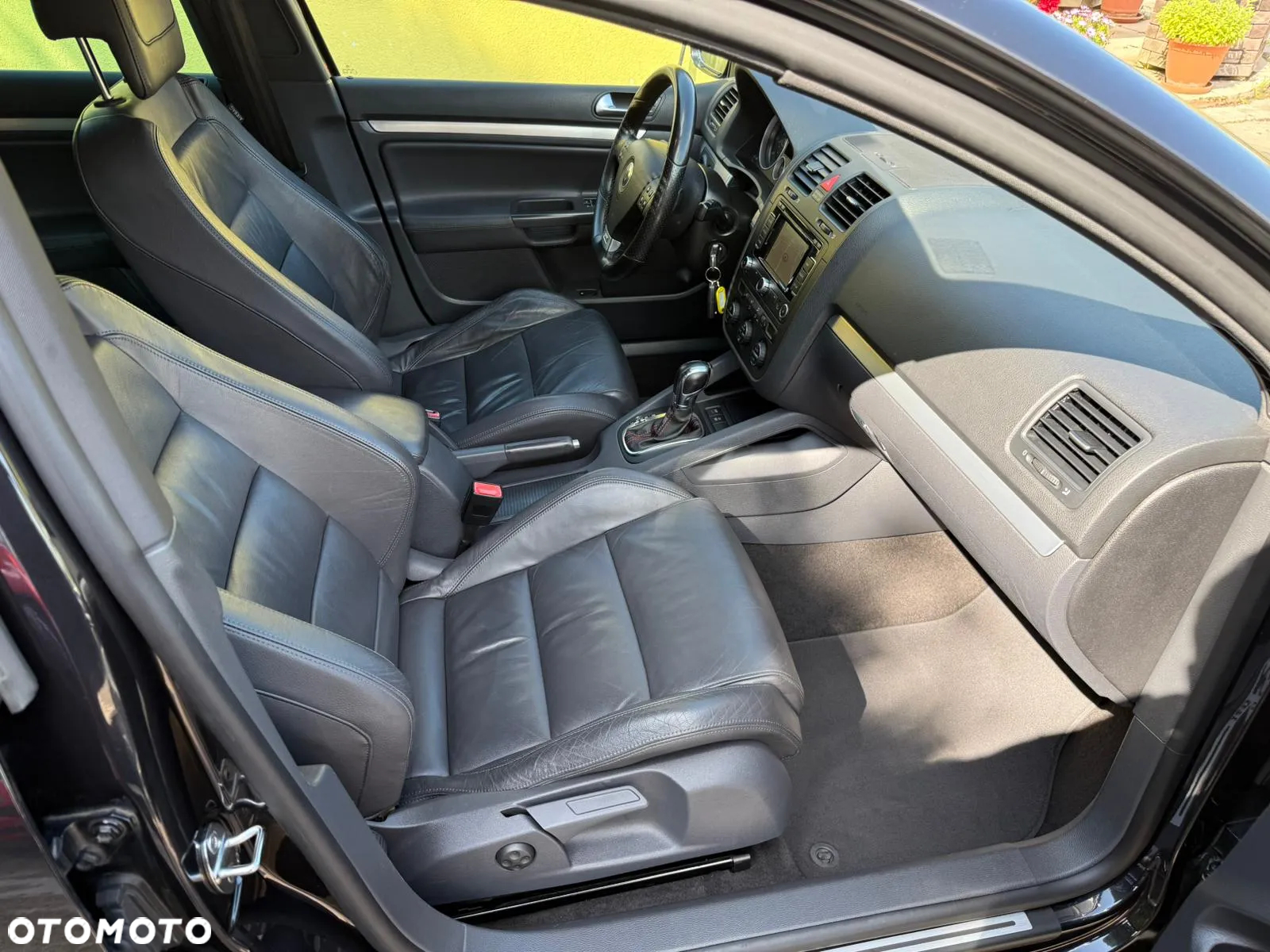 Volkswagen Golf 2.0 GTI DSG - 21