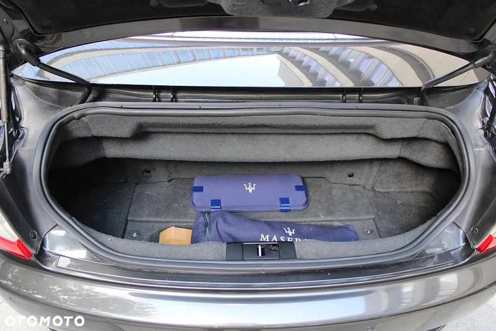 Maserati GranCabrio - 40